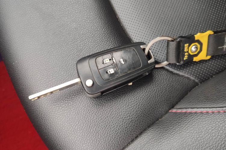 雪佛兰 科鲁泽 2020款 轻混 RS 330T 自动畅快版中控内饰7001