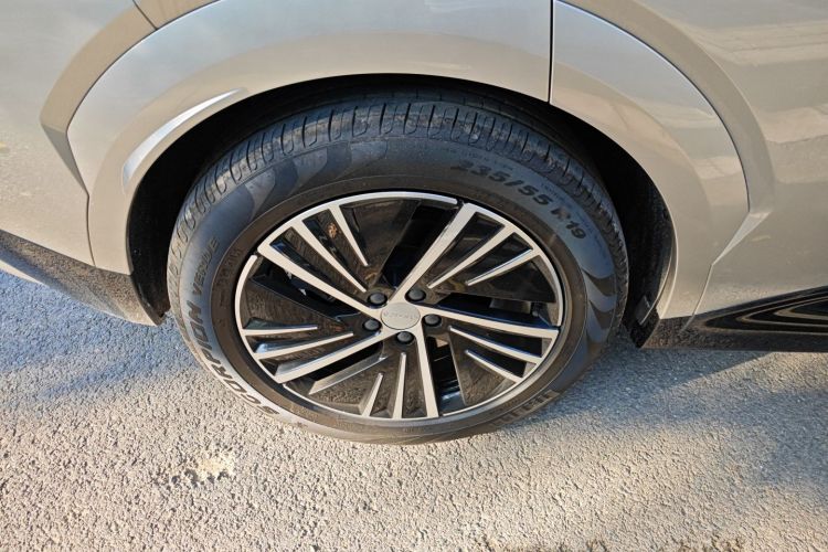 领克08 EM-P 2023款 245km 超长续航Halo车身外观6002