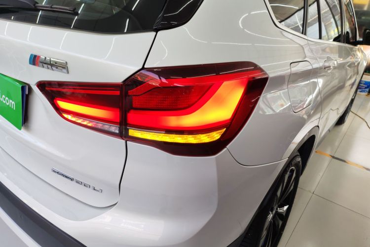 宝马X1 2020款 sDrive20Li 时尚型车身外观9