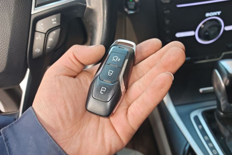 福特 锐界 2017款 EcoBoost 245 四驱旗舰型 7座中控内饰11