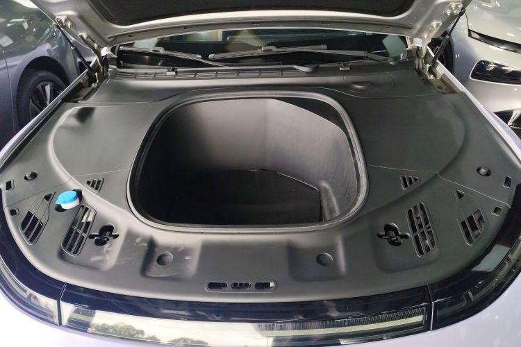 小鹏P7 2022款 480G+局部细节24