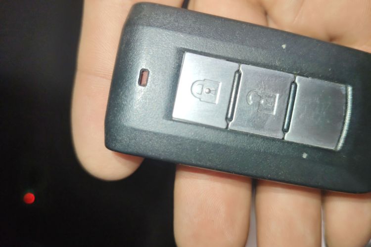 三菱 欧蓝德 2020款 2.0L 两驱畅享版 5座中控内饰11