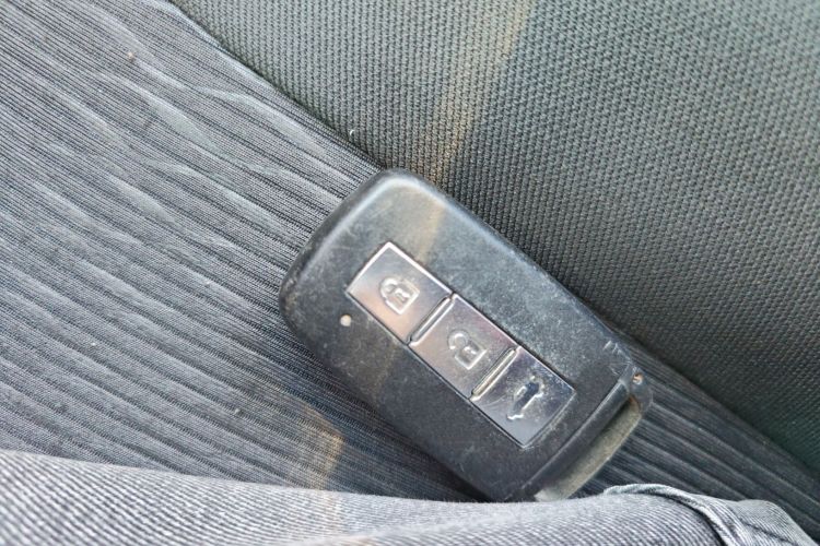 海马M6 2017款 1.6L 手动舒适型中控内饰11