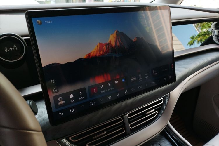 腾势D9 2022款 DM-i 1040 尊贵型局部细节16