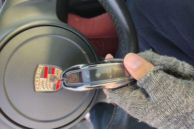 保时捷 2014款 Cayenne Platinum Edition 3.0T中控内饰11