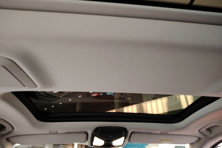 宝马5系 2019款 530Li 尊享型 豪华套装局部细节22