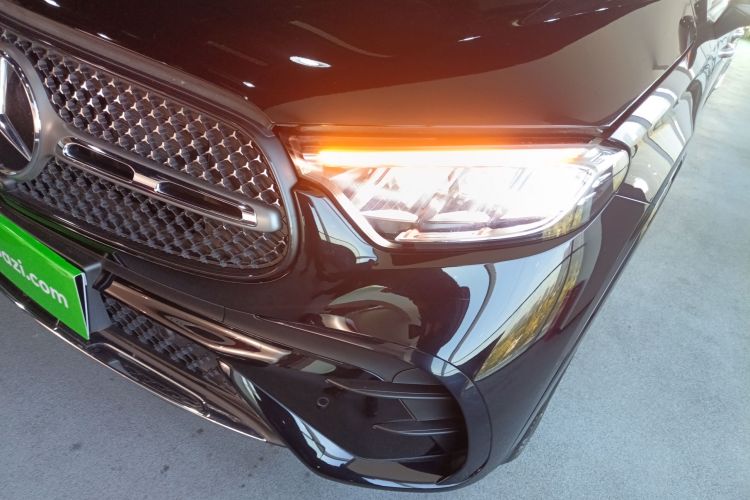 奔驰GLC 2024款  改款 GLC 260 L 4MATIC 豪华型 5座局部细节36