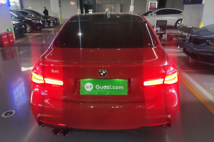 宝马3系 2018款 320i M运动曜夜版车身外观6