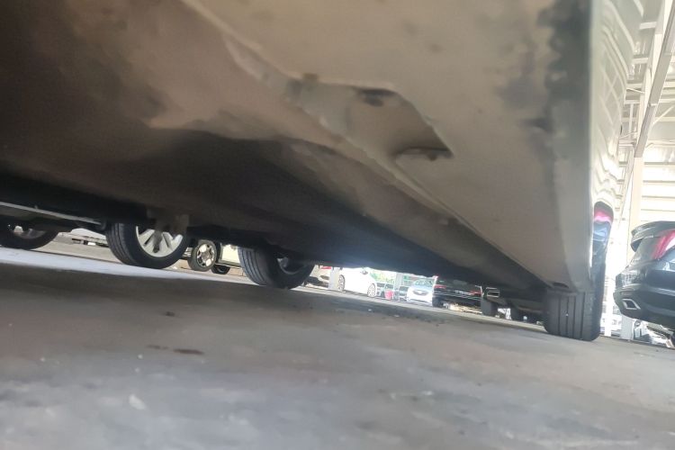 现代 索纳塔 2020款 270TGDi DCT GLS精英版局部细节9002