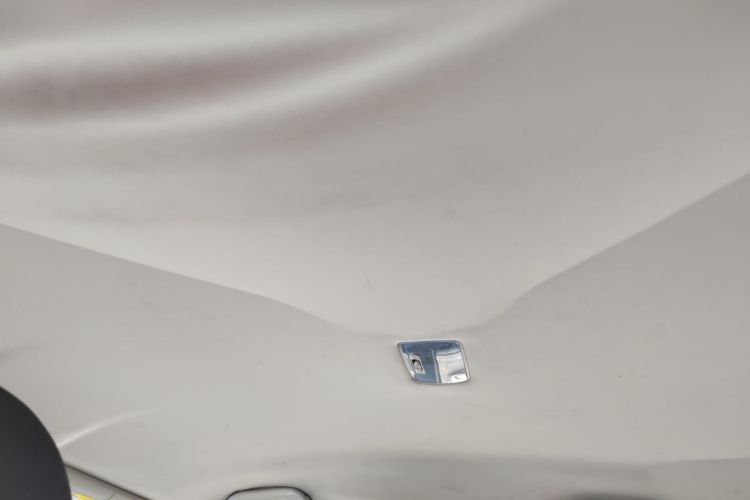 哈弗H6 2014款 升级版 2.0T 柴油 手动两驱都市型中控内饰22