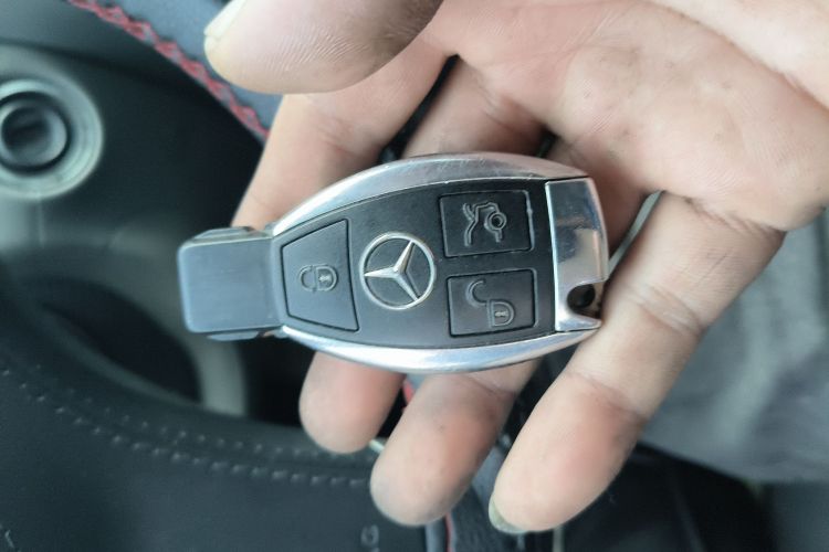 奔驰CLS 2009款 CLS 300中控内饰11