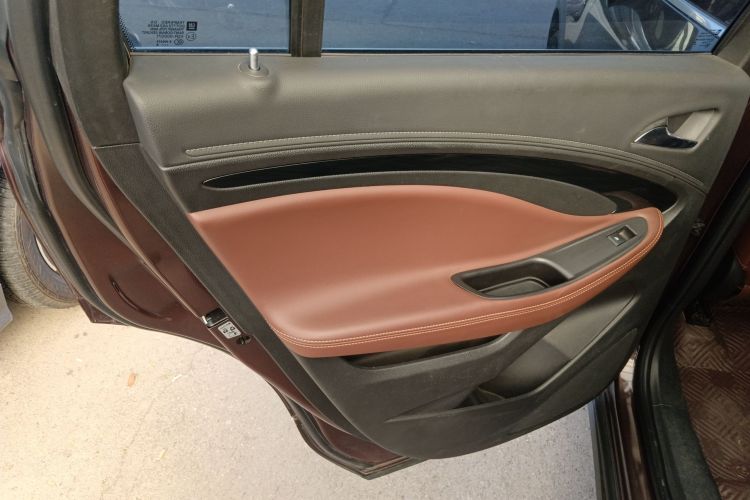 别克 昂科威 2018款 28T 四驱精英型中控内饰7008