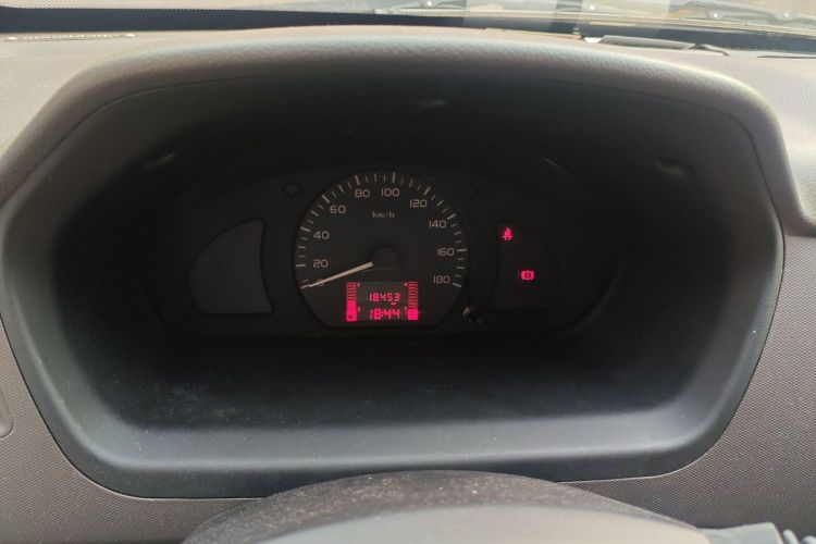 五菱汽车 五菱荣光 2019款 1.2L S 厢式运输车标准型5座中控内饰14