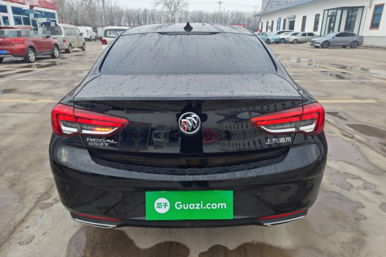 别克 君威 2020款 552T 豪华型车身外观6