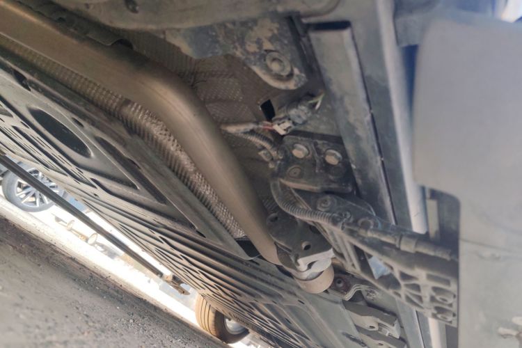 鸿蒙智行 问界M8 2025款 增程 Max+版 53.4kWh 6座版局部细节9002