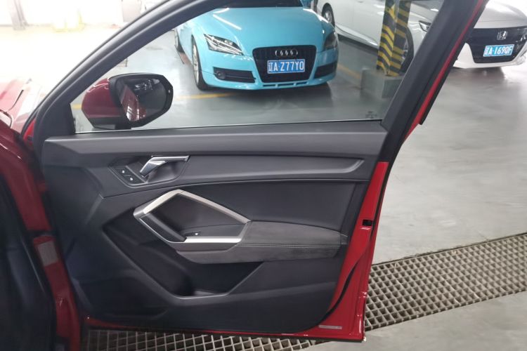 奥迪Q3 2020款 35 TFSI 时尚动感型中控内饰42