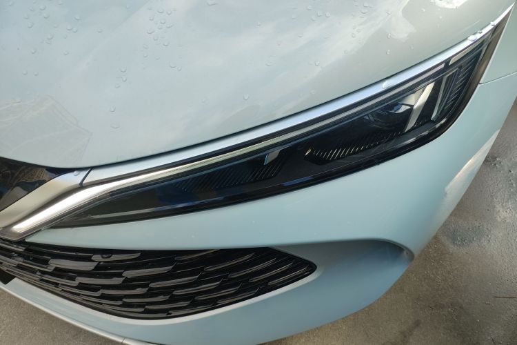 比亚迪 秦L 2024款 DM-i 80KM领先型局部细节36