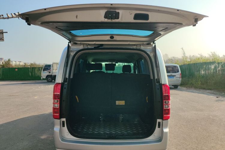 江淮瑞风 瑞风M3 2019款 创客版 1.8L 豪华型机舱底盘23