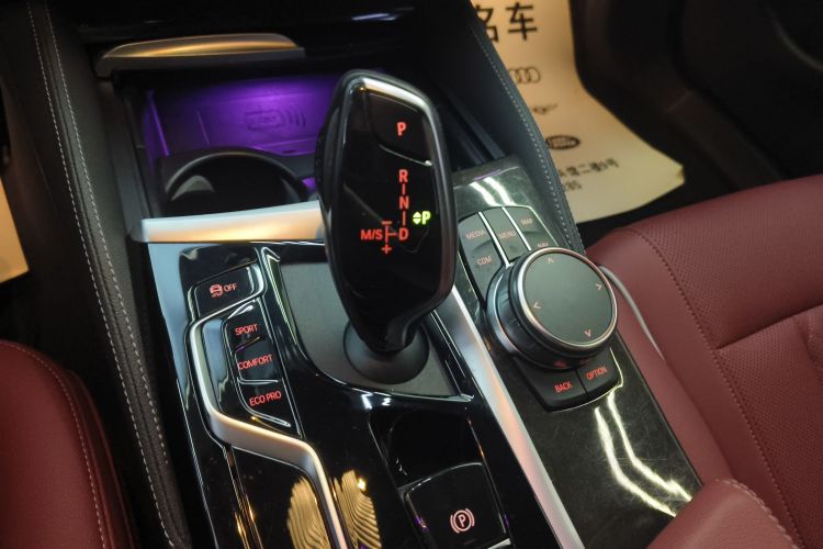 宝马5系 2022款 改款二 525Li M运动套装局部细节18