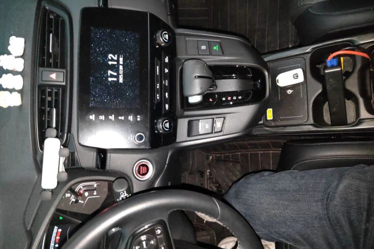 本田CR-V 2021款 240TURBO CVT两驱黑爵士版中控内饰16