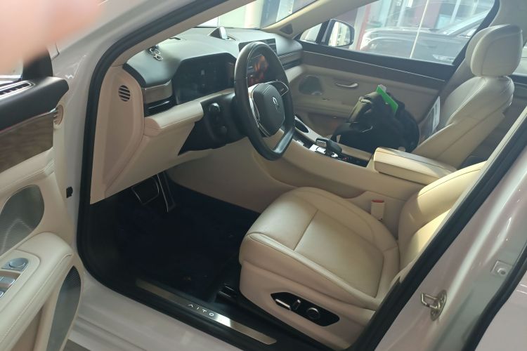 鸿蒙智行 问界M5 2022款 增程后驱标准版中控内饰20