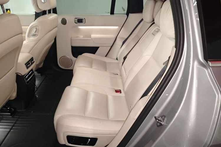 理想汽车 理想L7 2023款 Max中控内饰7004