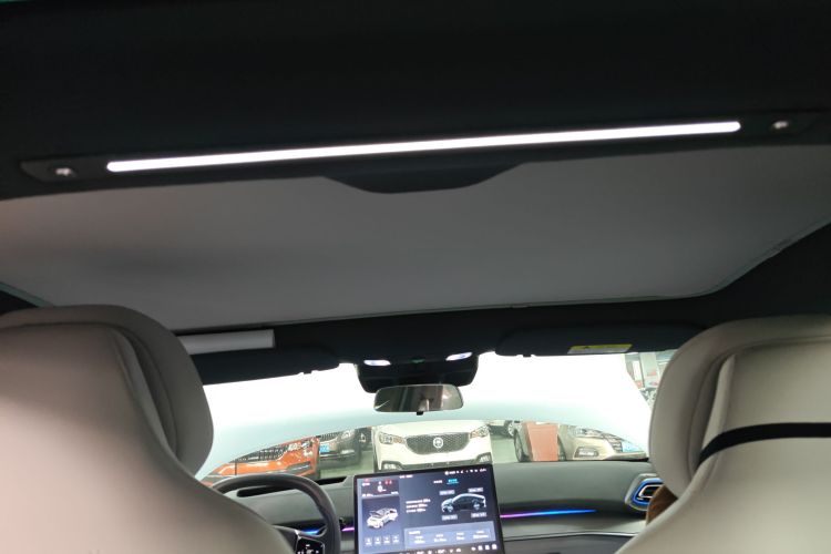 ARCFOX极狐 极狐 阿尔法S5 2024款 560MAX 185kW中控内饰22