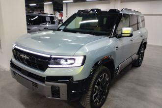 方程豹 豹8 2025款 智勇旗舰版 7座