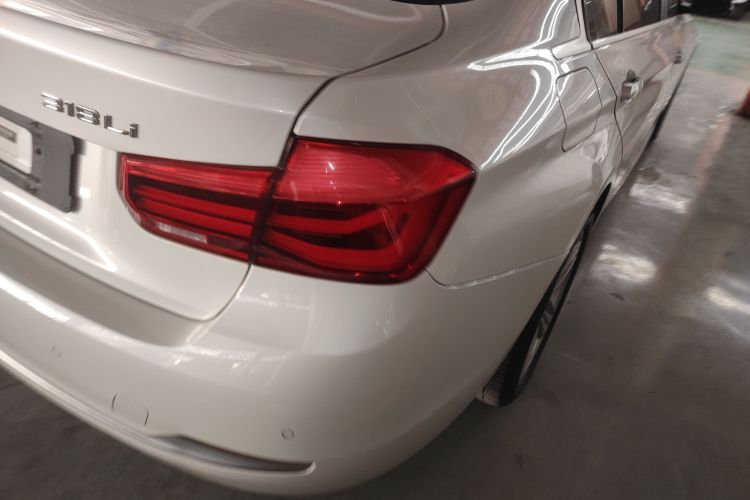 宝马3系 2018款 318Li车身外观6006