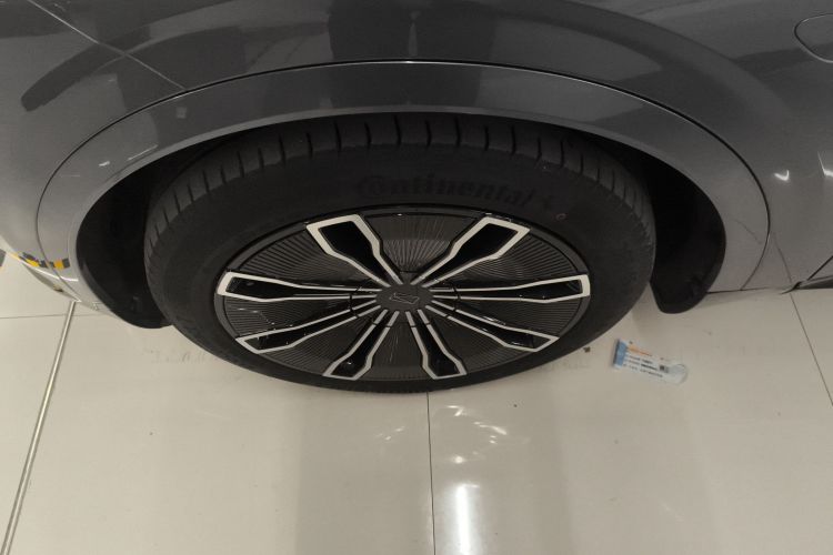 阿维塔07 2024款 Max增程版车身外观6004