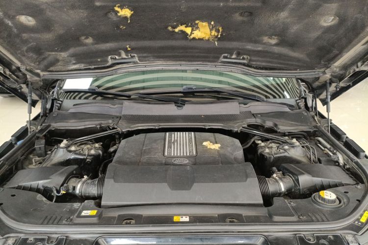 路虎 揽胜运动版 2017款 3.0 SC V6 HSE DYNAMIC局部细节24