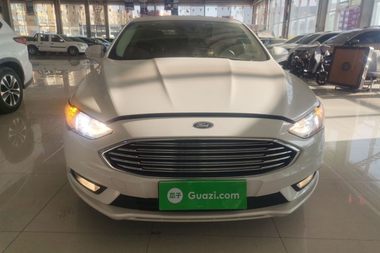 福特 蒙迪欧 2017款 EcoBoost 180 时尚型车身外观2