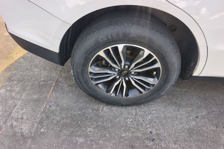 吉利汽车 远景X6 2016款 1.3T CVT豪华型车身外观6008