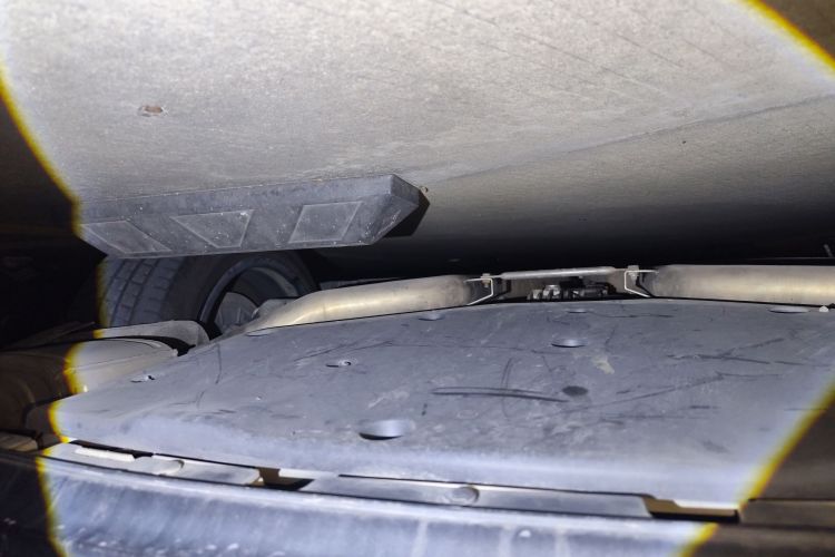 玛莎拉蒂 Ghibli 2014款 3.0T 标准版局部细节9009