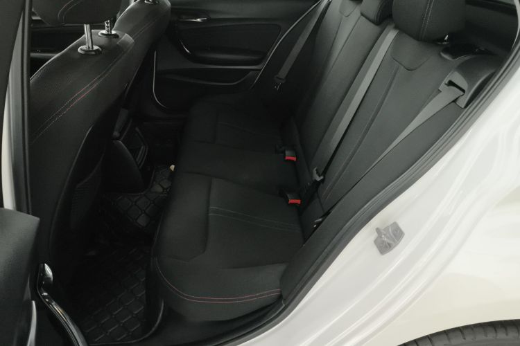 宝马1系(进口) 2018款 118i 运动设计套装中控内饰7004