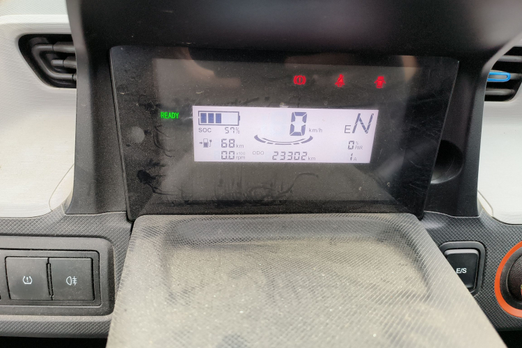 五菱汽车 宏光MINIEV 2022款 轻松款 磷酸铁锂中控内饰14