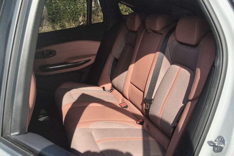 蔚来EC6 2020款 440KM 性能版中控内饰21