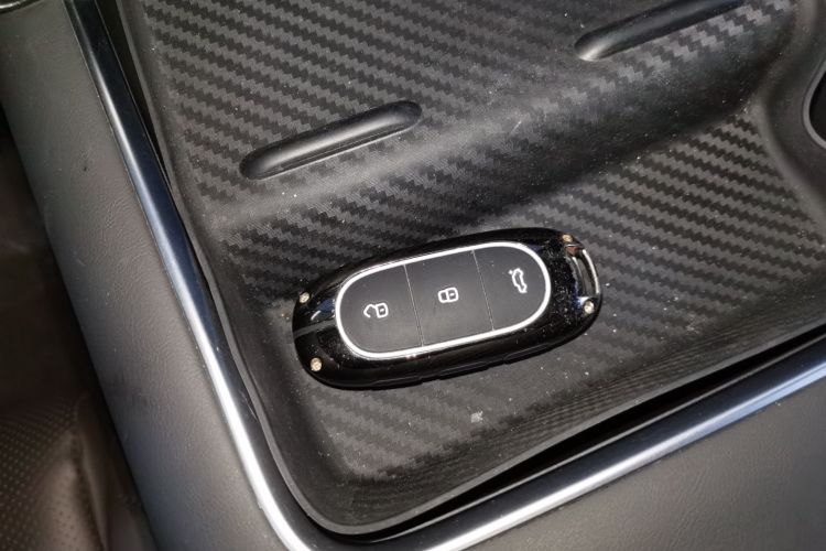 理想汽车 理想L9 2022款 Max中控内饰11