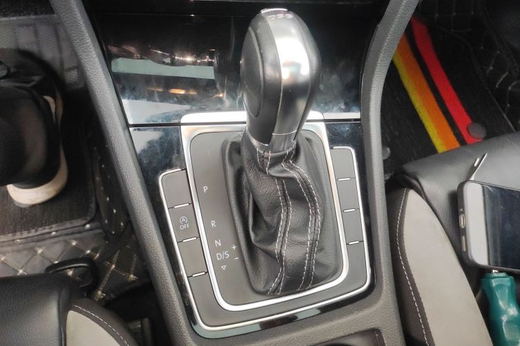 大众 高尔夫 2016款 1.4TSI 自动R-Line中控内饰18