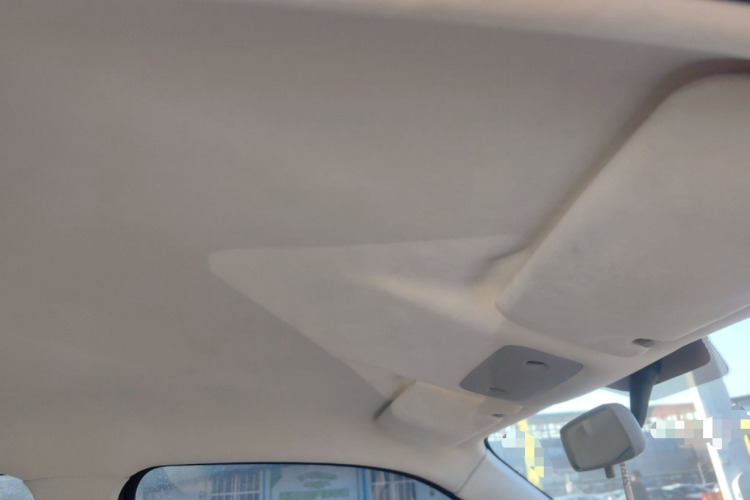 零跑汽车 零跑T03 2022款 皓玉版局部细节22