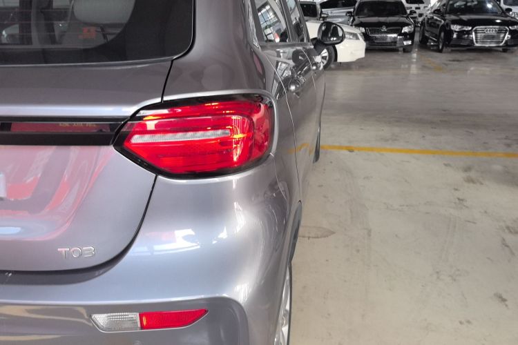 零跑汽车 零跑T03 2022款 玛瑙版车身外观6006