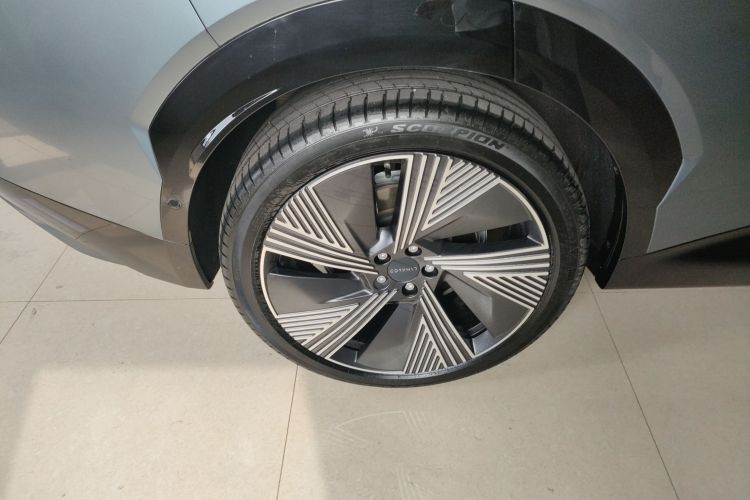 领克08 EM-P 2025款 220km 四驱性能Halo车身外观6008