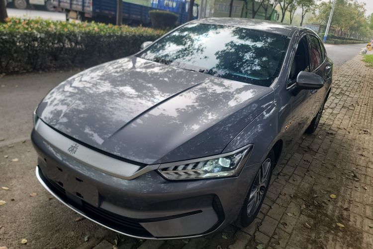 比亚迪 秦PLUS 2024款 荣耀版 EV 420KM领先型车身外观1