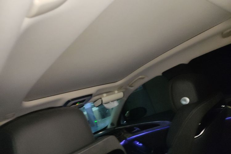 红旗H9 2020款 3.0T 智联旗畅版中控内饰22