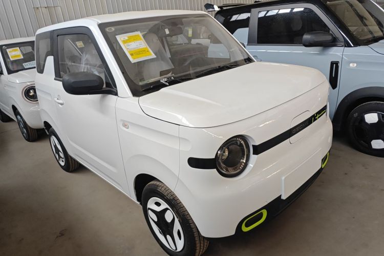 吉利银河 熊猫 2025款 210km 元气熊车身外观3