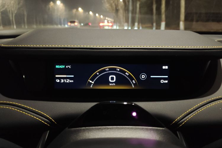 小米汽车 小米SU7 Ultra 2025款 Ultra中控内饰14