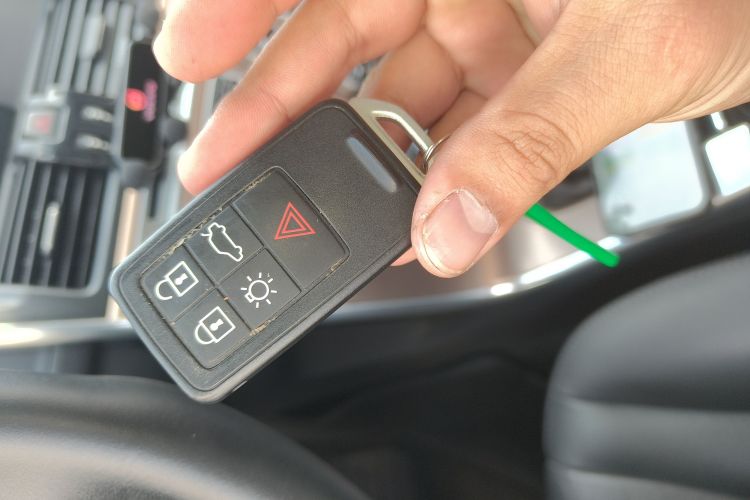 沃尔沃XC60 2017款 T5 智进升级版中控内饰11