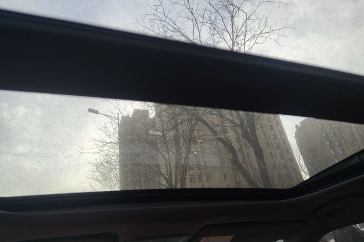 本田UR-V 2017款 370TURBO 四驱尊耀版 国V局部细节22