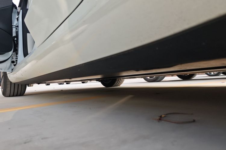 特斯拉 Model 3 2023款 后轮驱动版局部细节9002