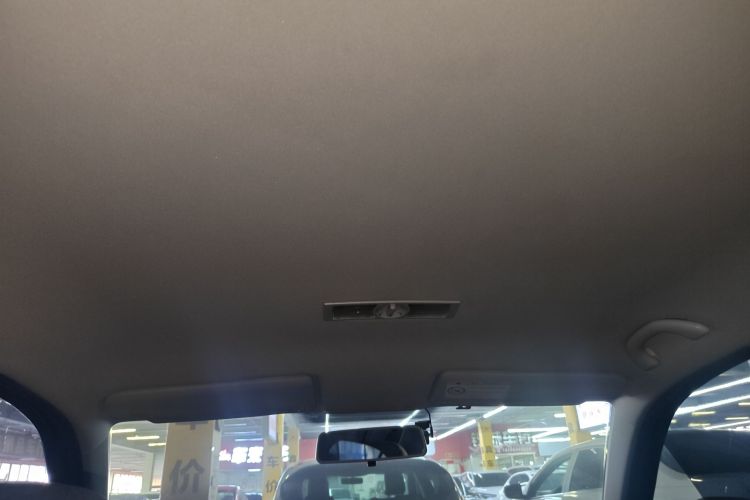 大众 朗逸 2015款 1.6L 手动风尚版局部细节22